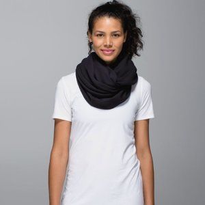 Lululemon Vinyasa Scarf
